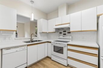 #105 -843 22nd Street